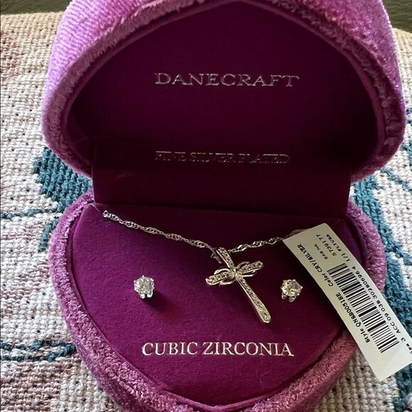 Unbranded Jewelry - #1026+ Fine Silver Plated Cross Necklace and Earring Set